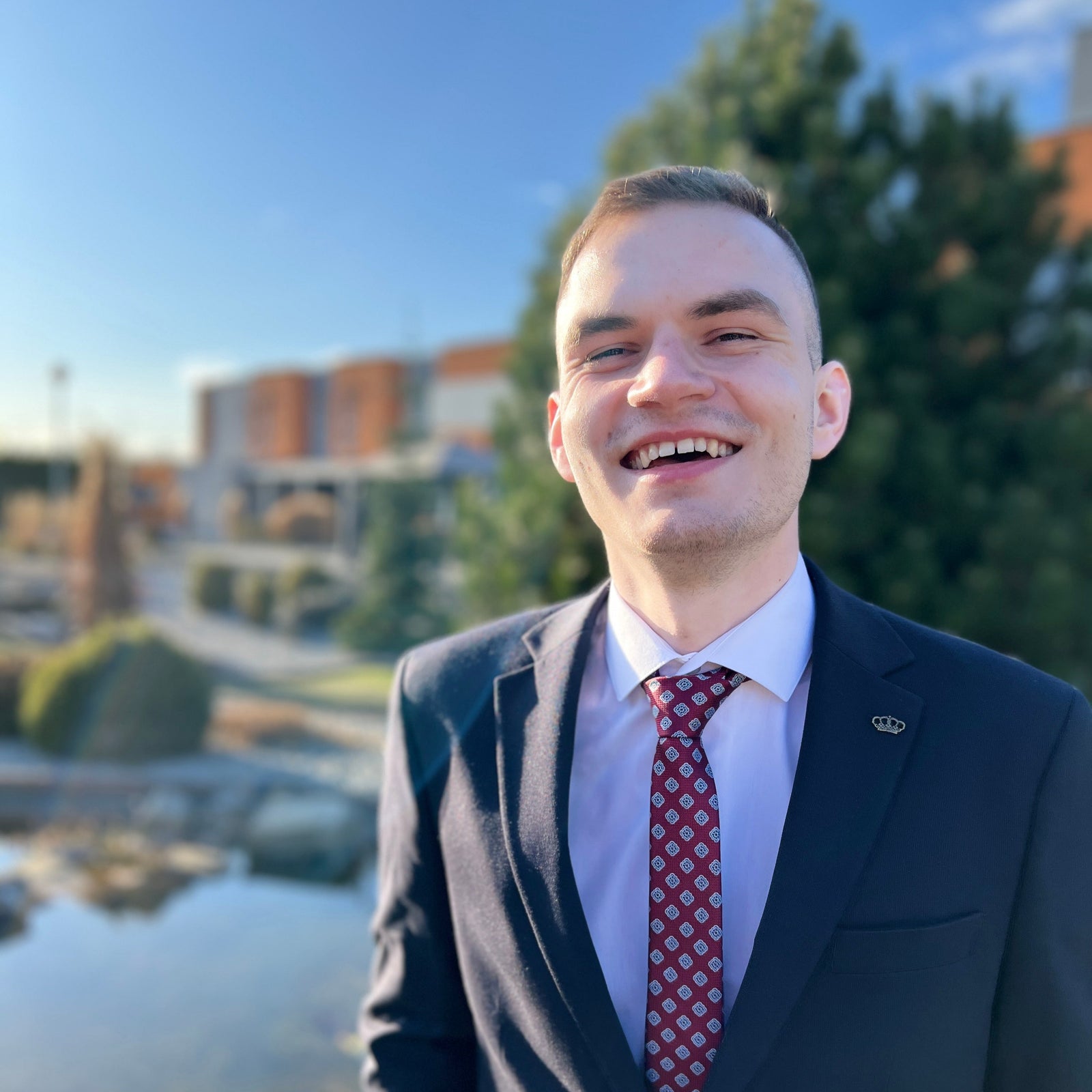 Samuel Fogas je financny sprostredkovatel z Presova